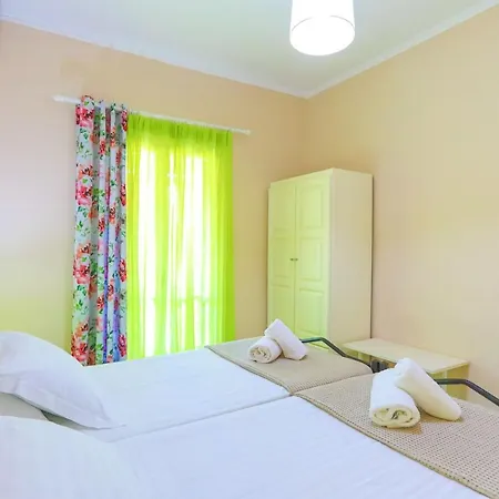 Valentina * Peritheia