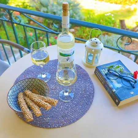 Valentina * Peritheia