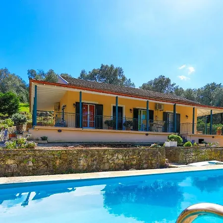 Valentina Villa Peritheia