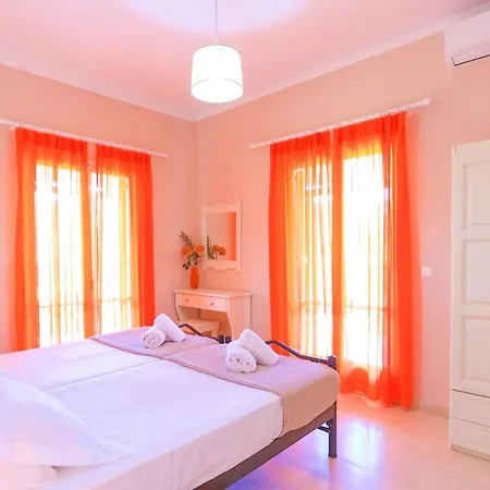 Valentina וילה Peritheia